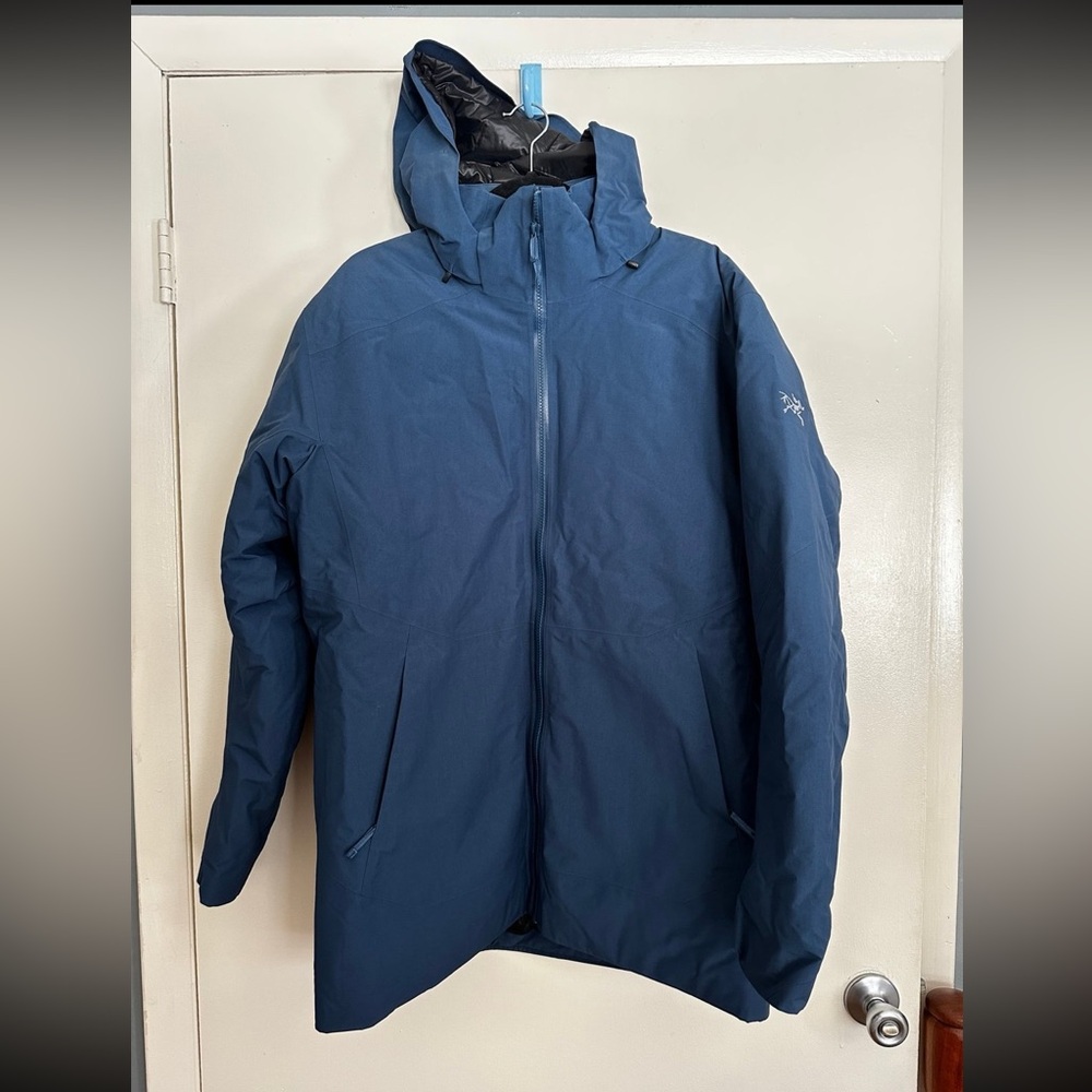 LIKE NEW - ARC’TERYX Camosun Parka Men’s Large